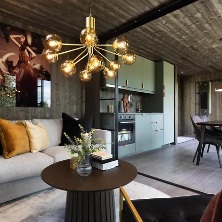 Gasthof Lille Tyven - Privat Jacuzzi - Dyrevennlig- 30 Min Osl
